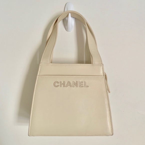CHANEL Handbag *Rare Vintage* - Picture 3 of 8